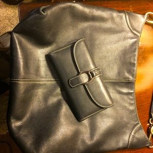 Dooney & Bourke purse